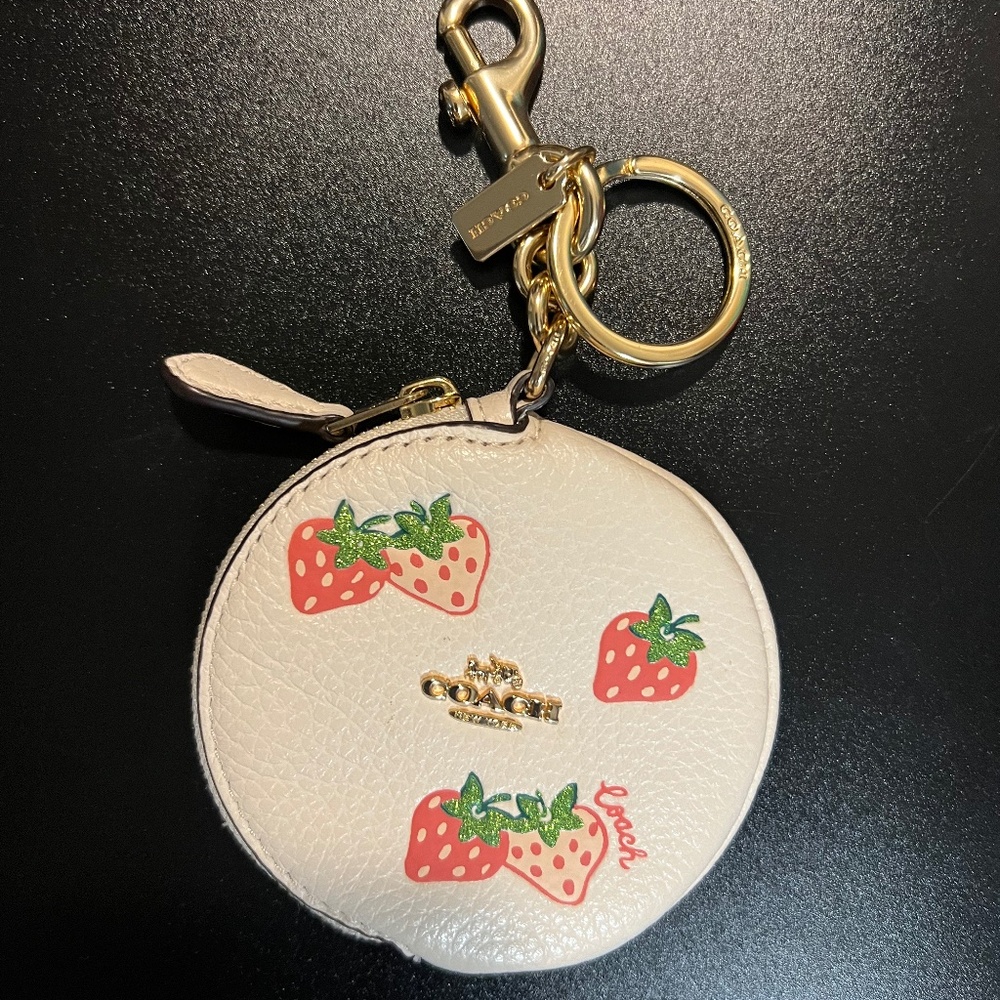 NEW!! COACH Circular Coin Pouch Bag Charm In Signature Canvas